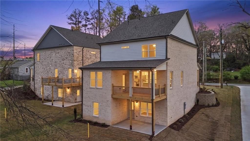 120 Poplar St - Photo 2 of 32