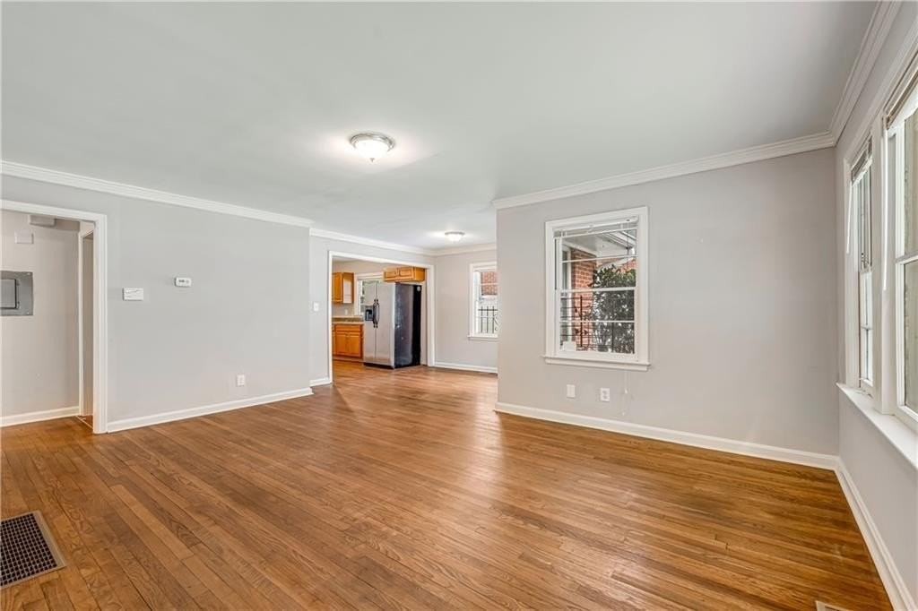 847 Gertrude Pl Nw - Photo 4 of 16