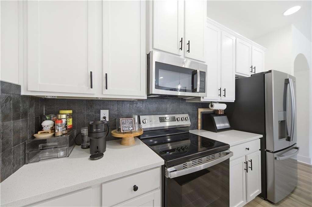 2360 Rex Dr - Photo 4 of 27