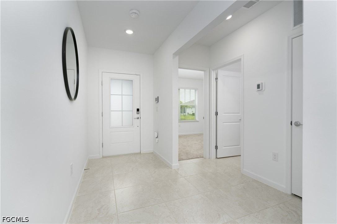 42428 Cascade Dr - Photo 2 of 47