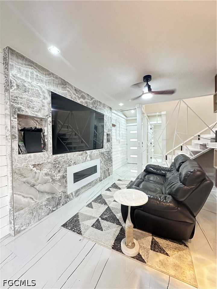 1107 1st St S #H - Photo 6 of 20