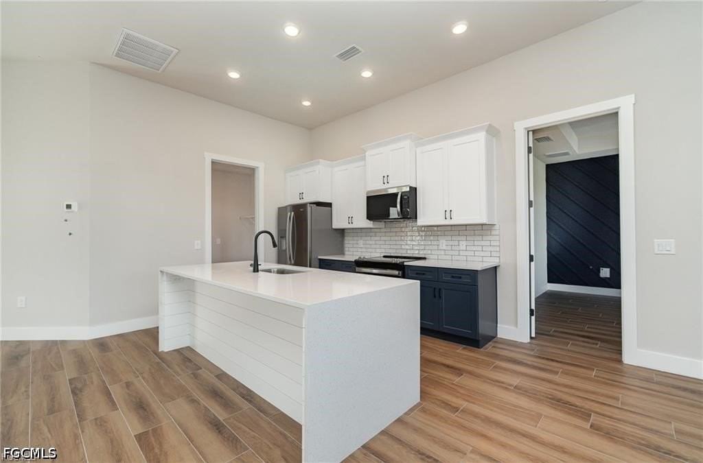 1915 Nw 29th Ave - Photo 4 of 16