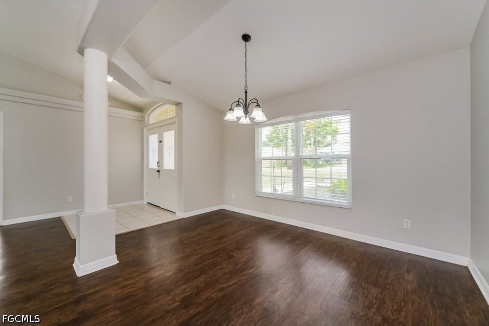 1638 Nightfall Dr - Photo 5 of 15
