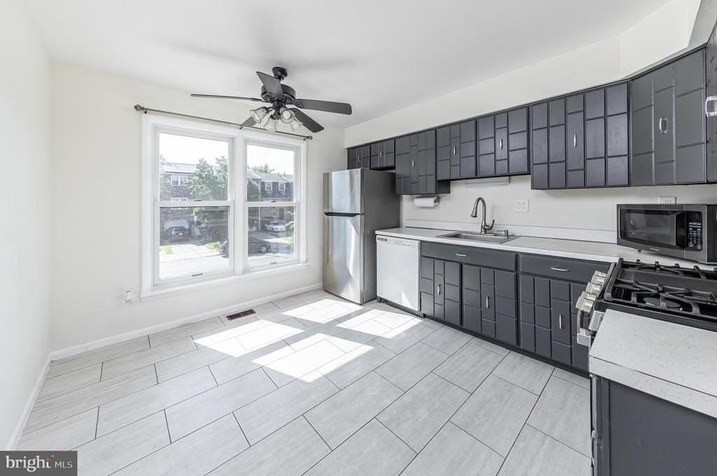 1445 Boxwood Dr - Photo 5 of 18