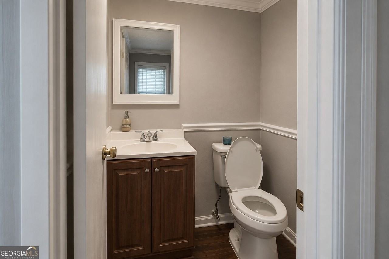 3168 Nectarine Cir - Photo 6 of 9