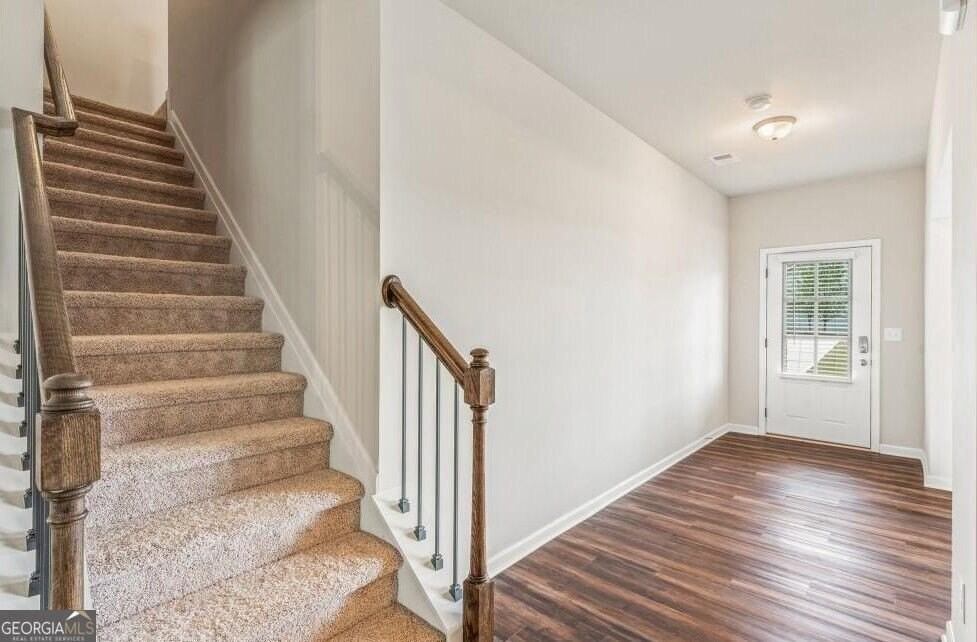 143 Hunts Mill Cir - Photo 3 of 19