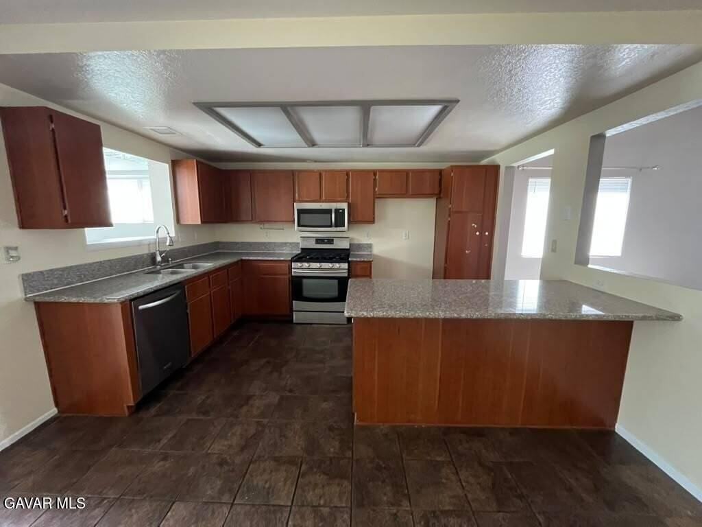 43770 Santa Rosa Cir - Photo 3 of 24
