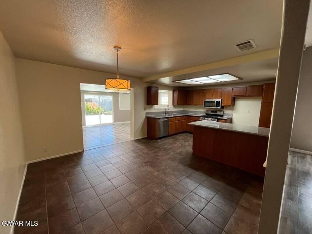 43770 Santa Rosa Cir - Photo 4 of 24