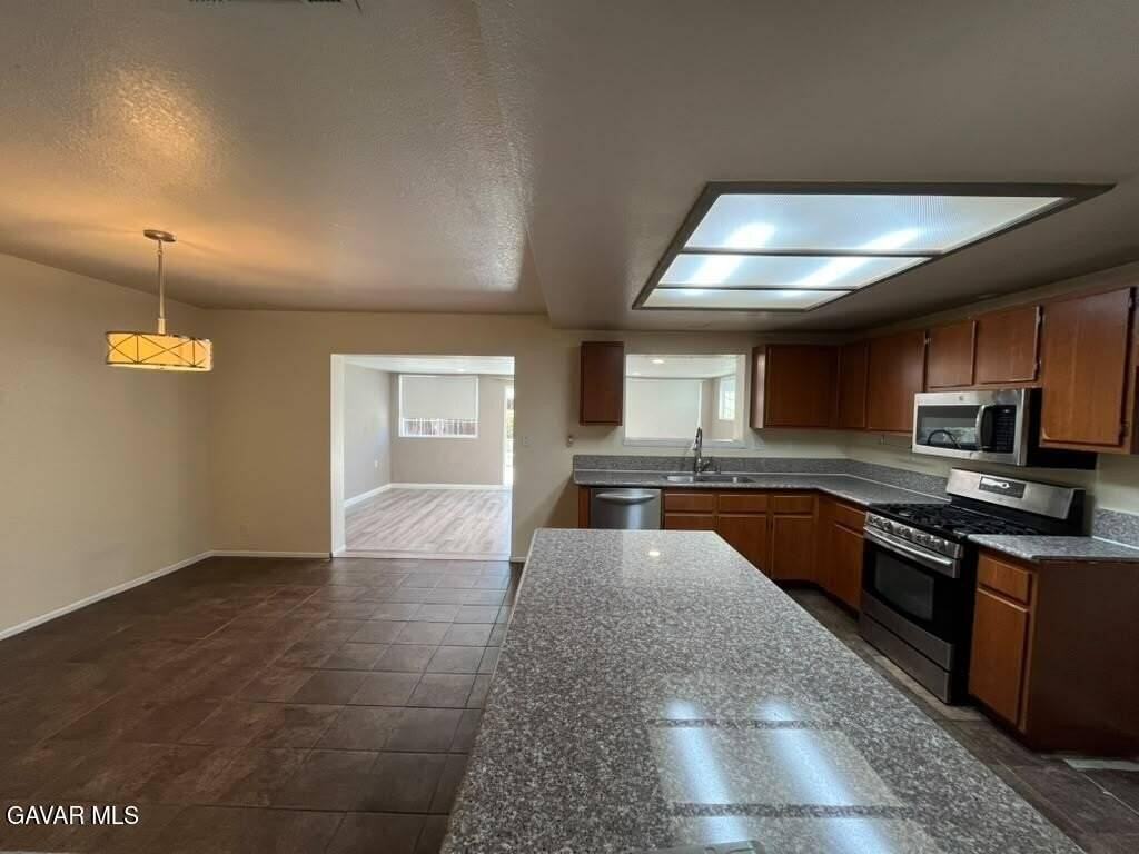 43770 Santa Rosa Cir - Photo 6 of 24