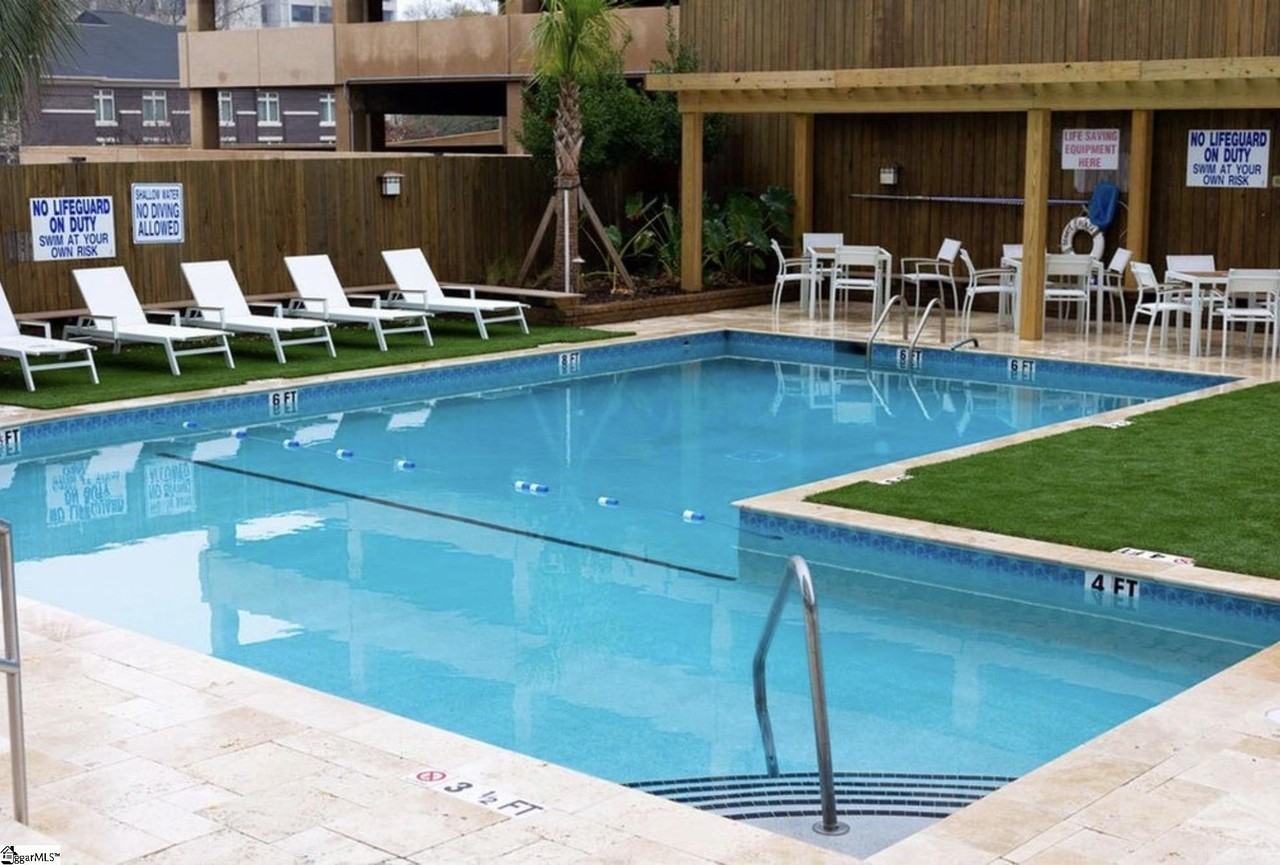 1520 Senate apt 125 Street - Photo 7 of 11