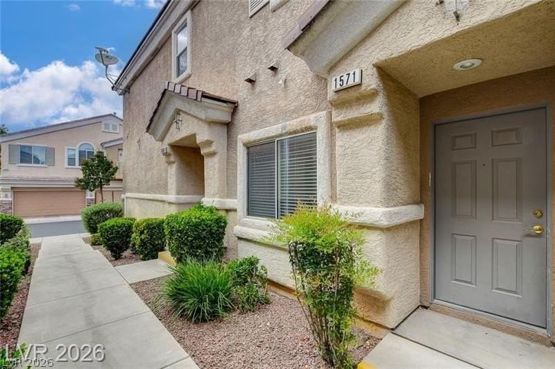 1571 Rusty Ridge Ln - Photo 2 of 26