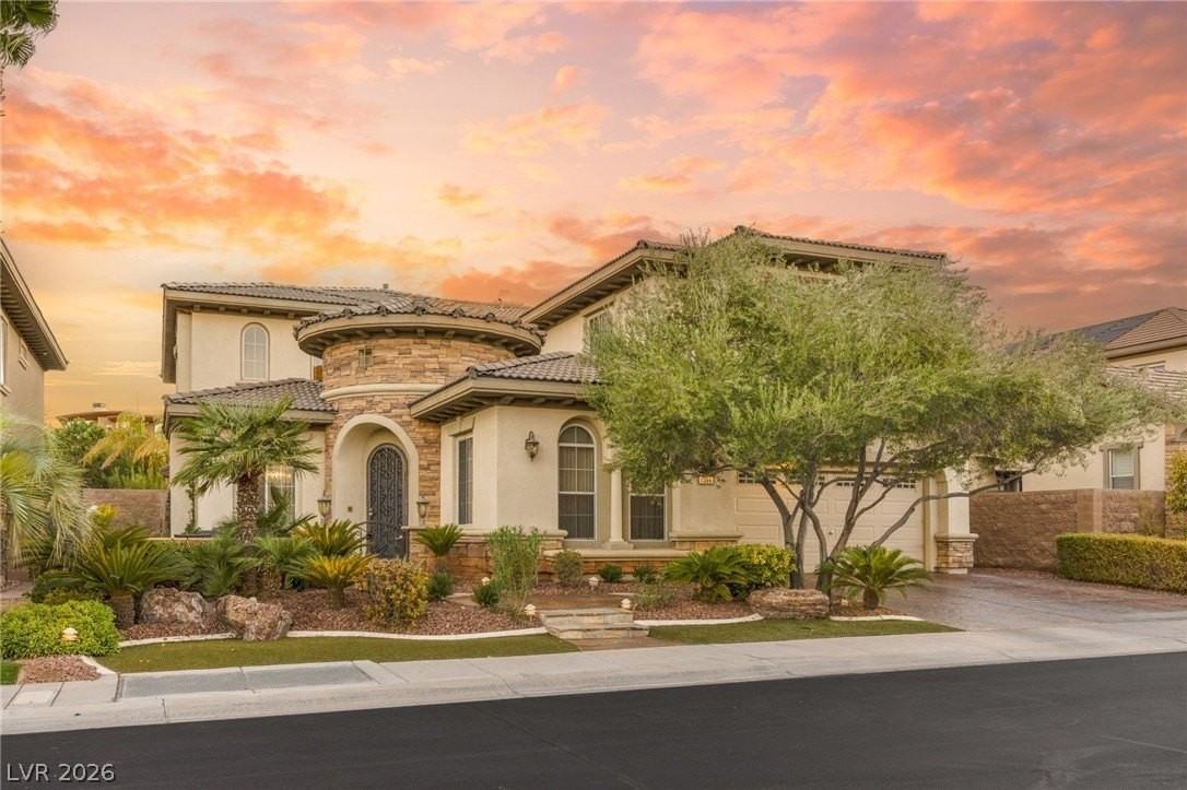 1399 Foothills Village Dr - Photo 4 of 50