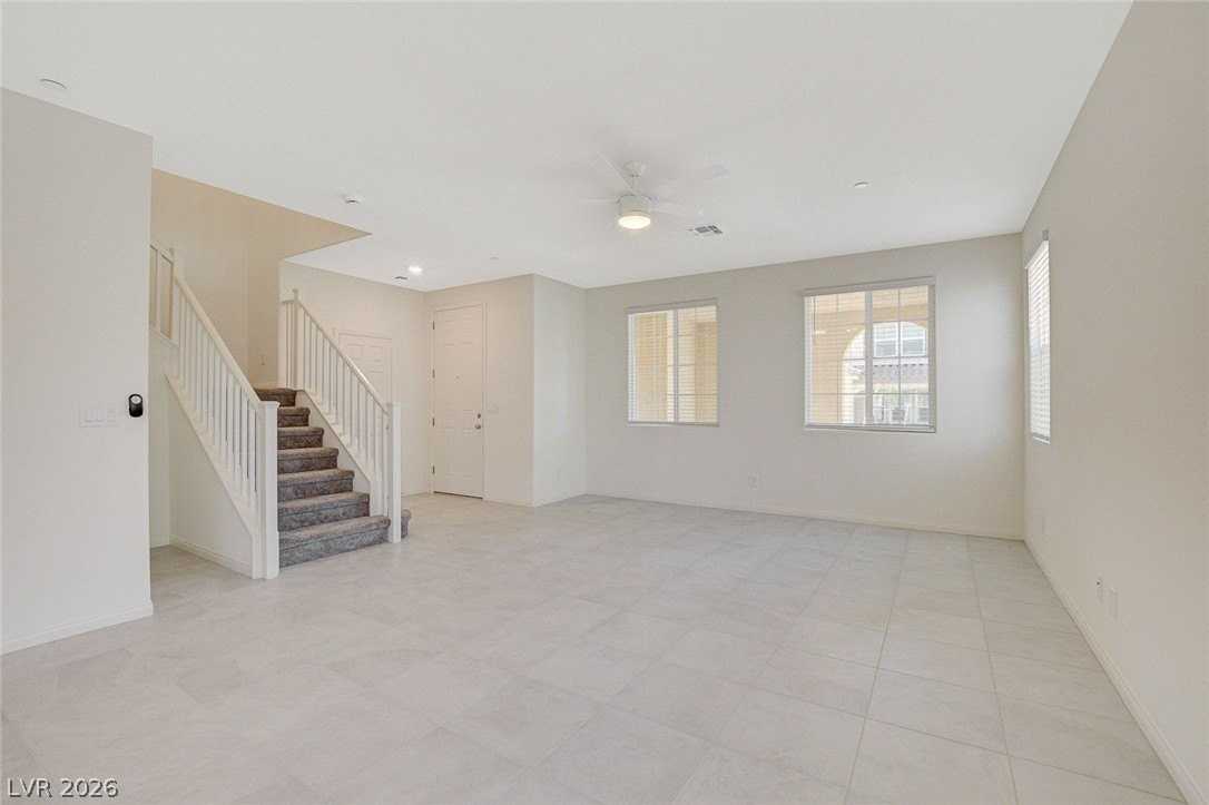 2615 Esposende St - Photo 7 of 40
