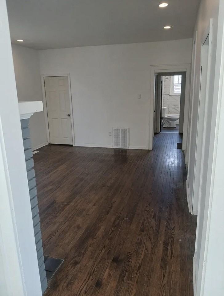 373 S Hamilton St - Photo 3 of 12