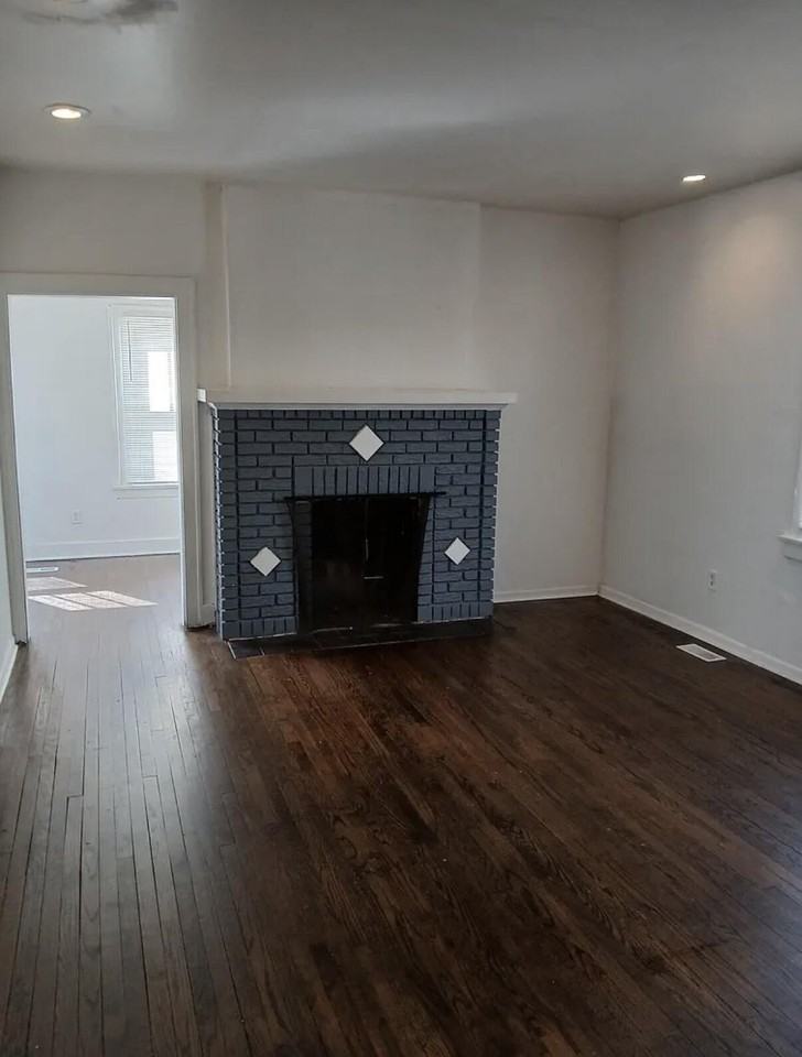 373 S Hamilton St - Photo 4 of 12