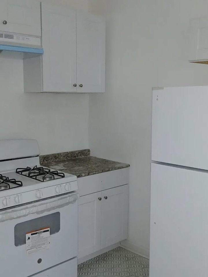 373 S Hamilton St - Photo 6 of 12