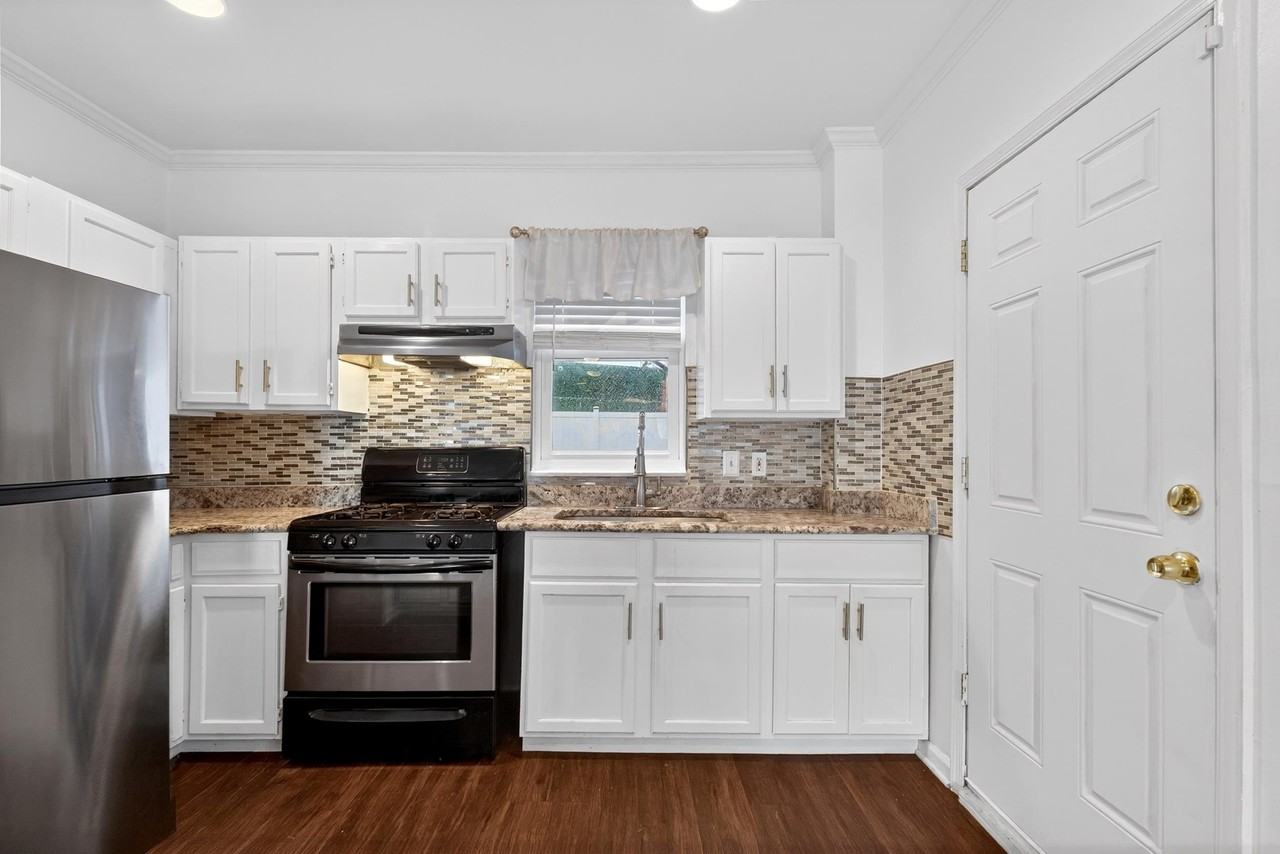 104 Mcadoo Ave - Photo 2 of 27