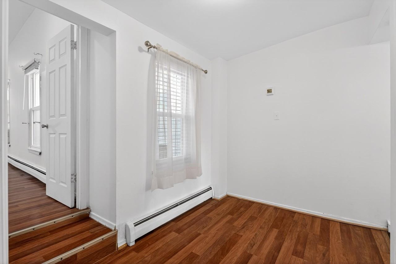 104 Mcadoo Ave - Photo 3 of 27