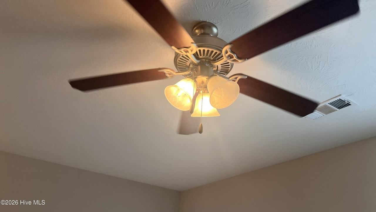 729 Benelli Ct - Photo 2 of 7