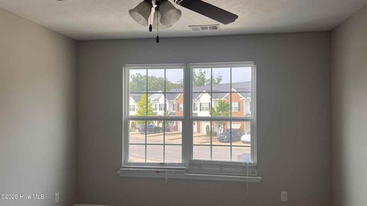 729 Benelli Ct - Photo 4 of 7