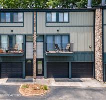 featured image of 1960 Cherokee Bluff Dr