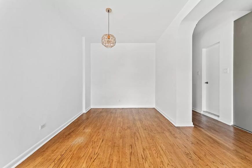195 Prospect Park W - Photo 2 of 5