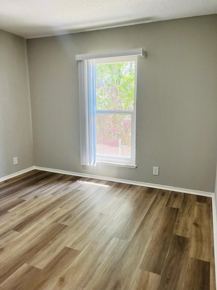 10565 Haddon Ave - Photo 6 of 10