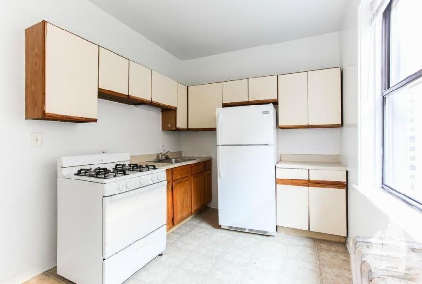 22 3 0 1530 N Kedzie, - Photo 7 of 10