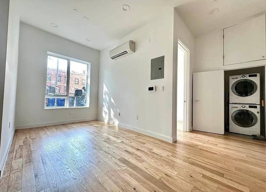 66 Linden St - Photo 3 of 8