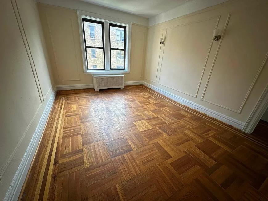 1515 Grand Concourse - Photo 4 of 5