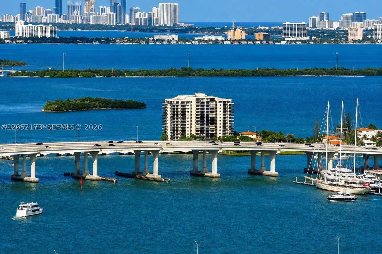 300 S Biscayne Blvd #T3511