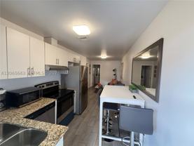 1604 Sw 9th St #B - Photo 1 of 1