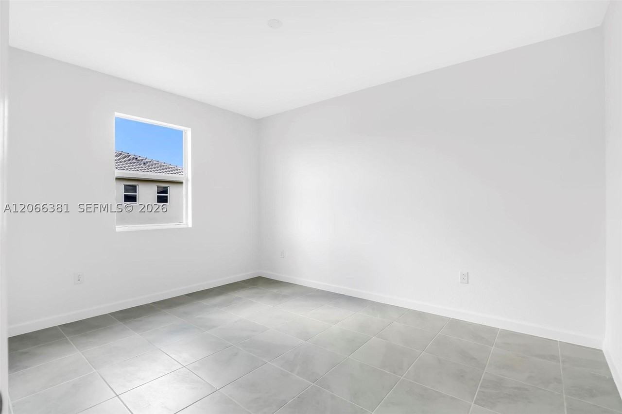 27308 Sw 159th Ct #27308 - Photo 6 of 50