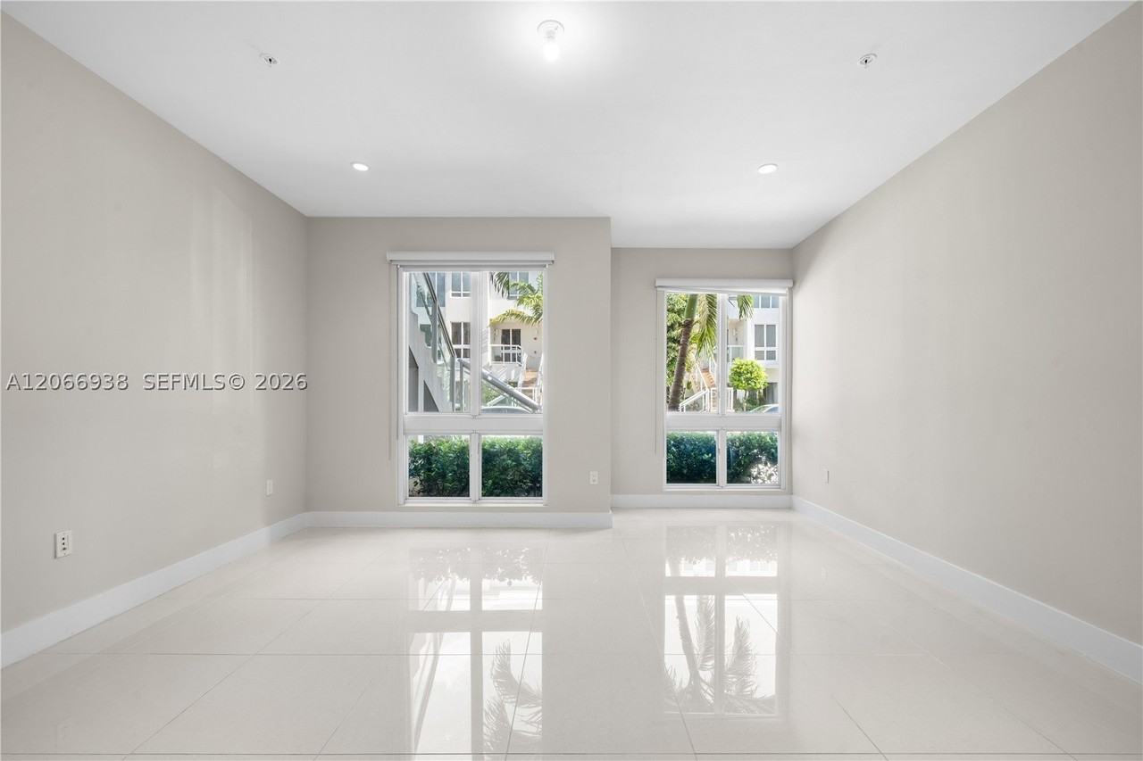 10280 Nw 63rd Ter #104 - Photo 7 of 20