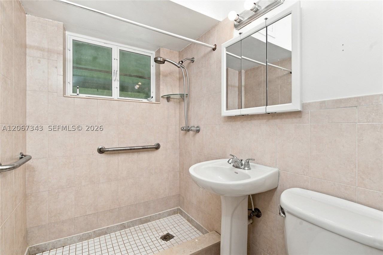 2920 Sw 38th Ct #0 - Photo 7 of 12