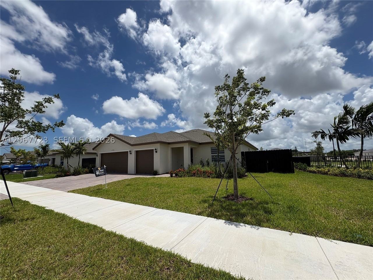 17376 Sw 285th St - Photo 3 of 32