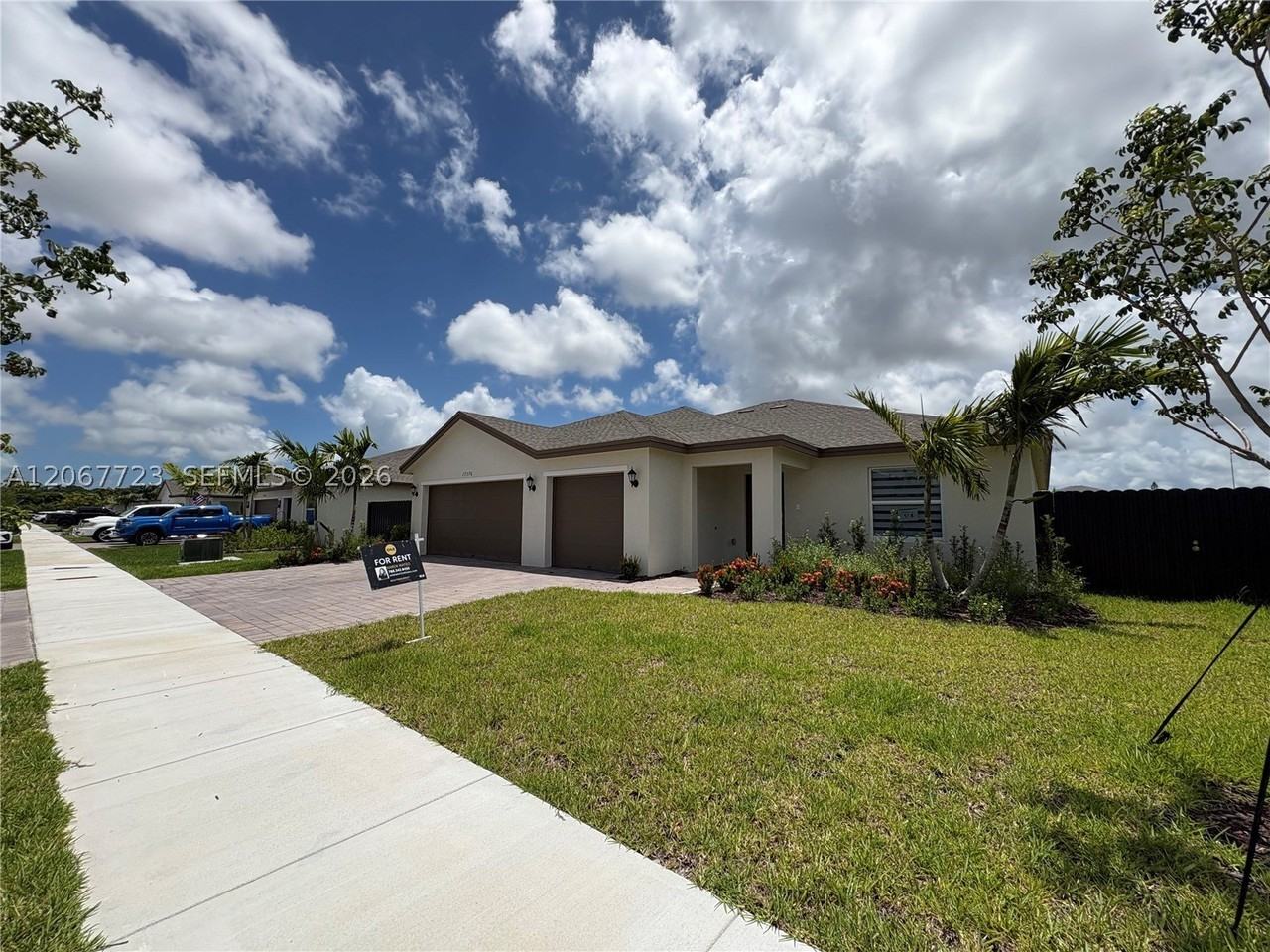 17376 Sw 285th St - Photo 4 of 32