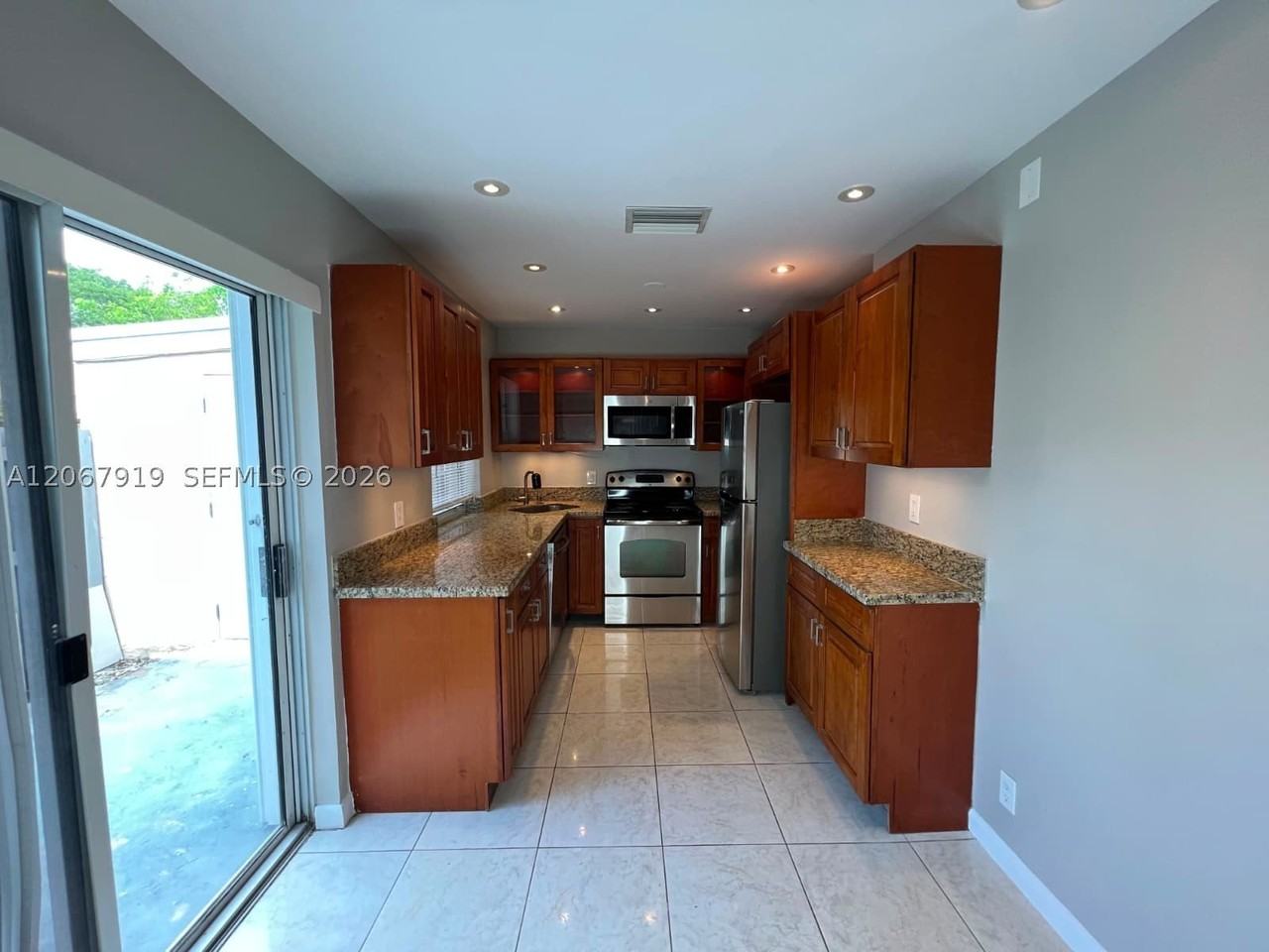 1591 Springside Dr #1591 - Photo 4 of 13