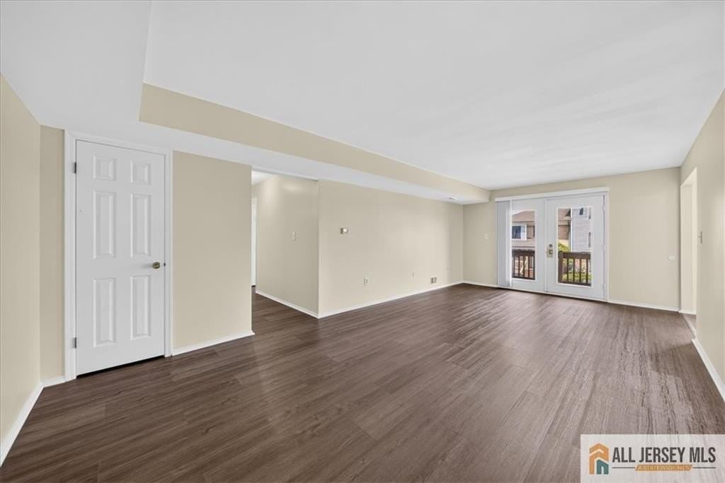 710 Peach St - Photo 5 of 19