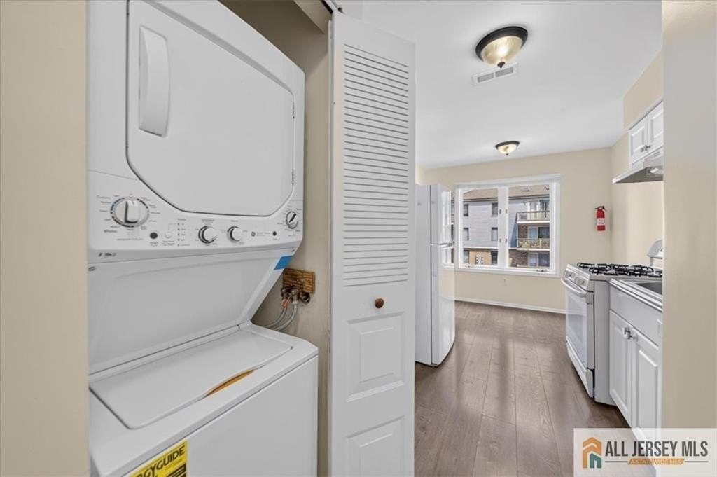 710 Peach St - Photo 7 of 19