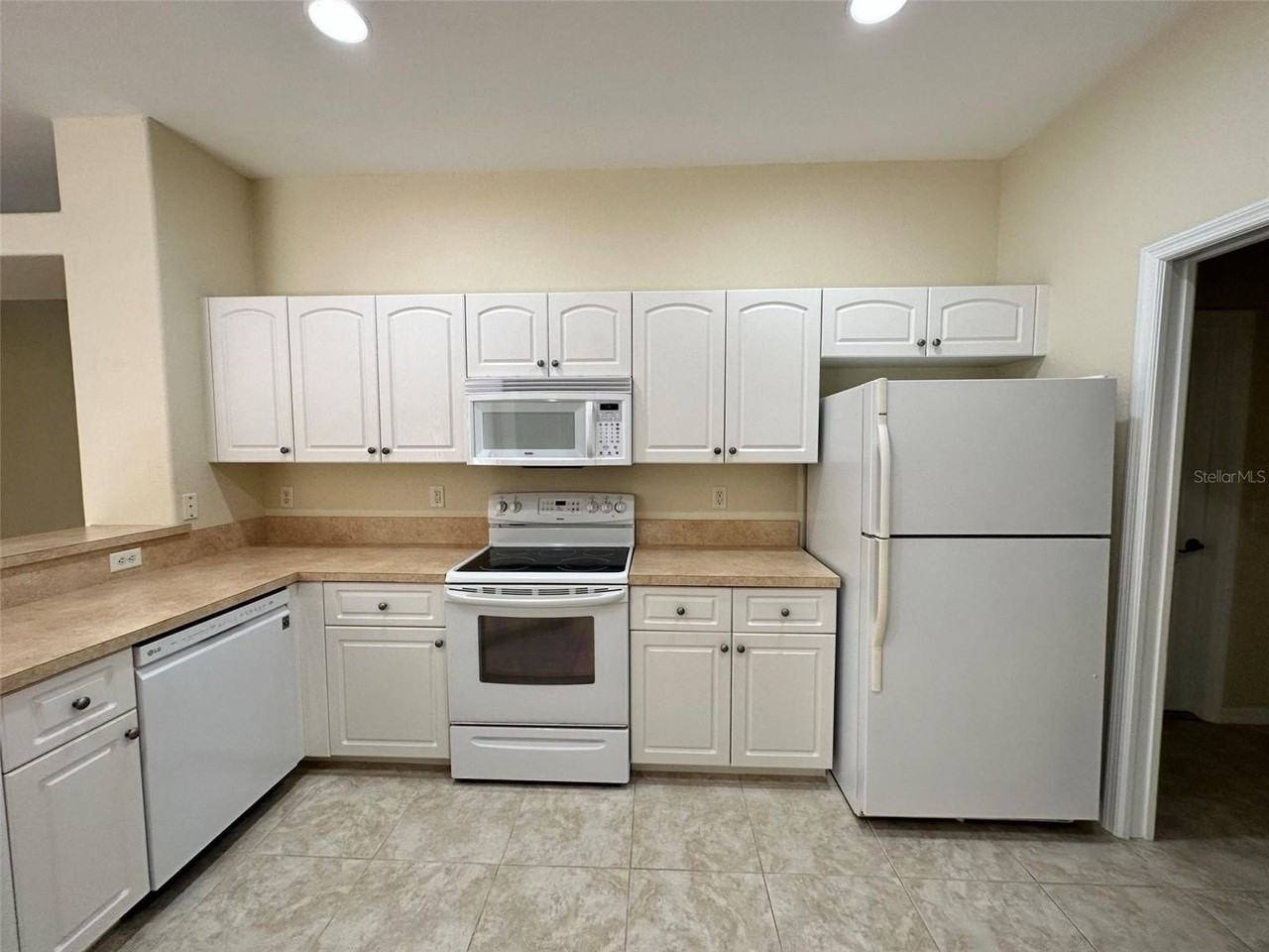 3643 Spinner Ave - Photo 5 of 16