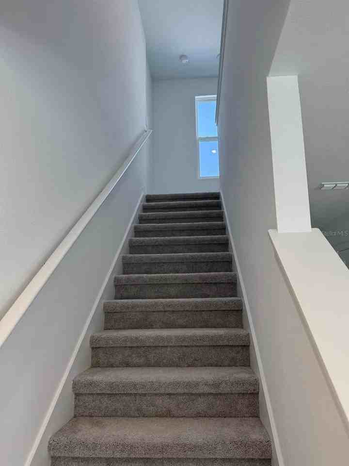 1231 Orion St - Photo 6 of 20