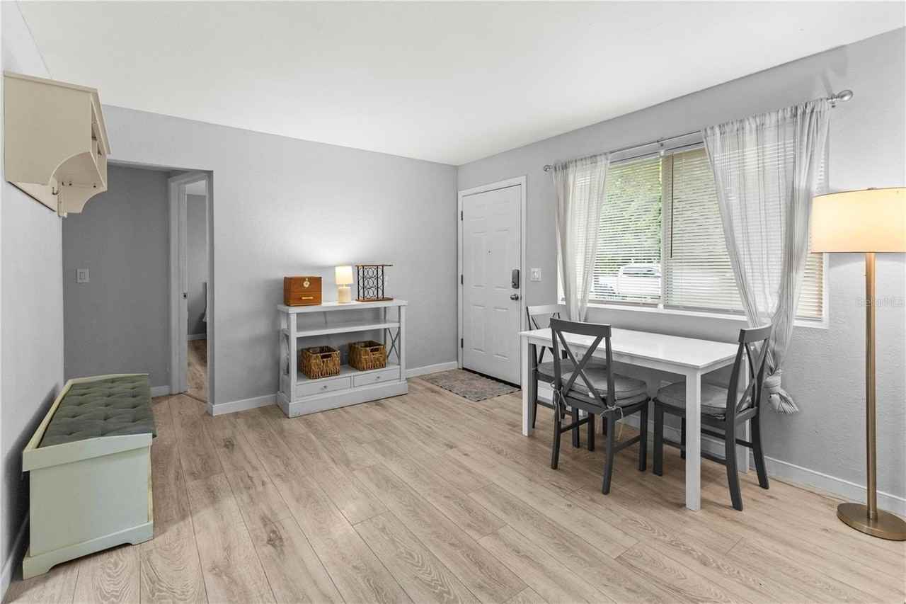 4034 40th Ave N - Photo 3 of 16