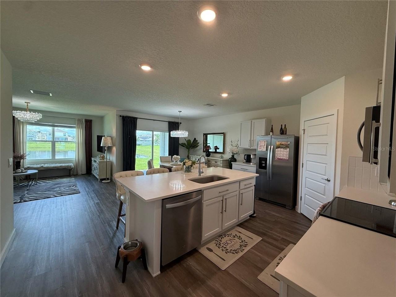 31800 Oyster Trellis Ln - Photo 4 of 17