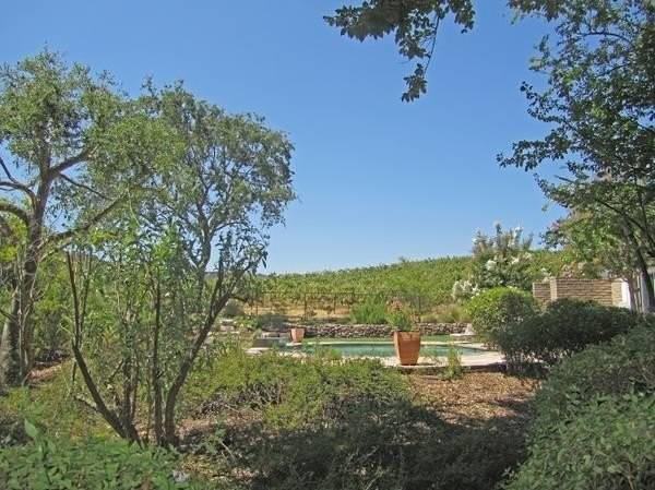22501 Mount Eden Rd - Photo 4 of 23