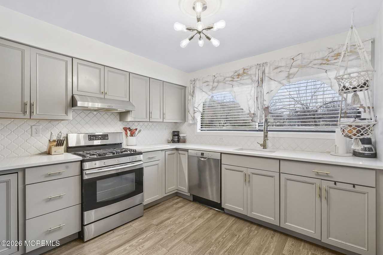 424 Tall Oak Ln - Photo 5 of 23