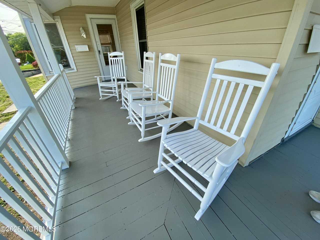 601 Main St - Photo 4 of 24