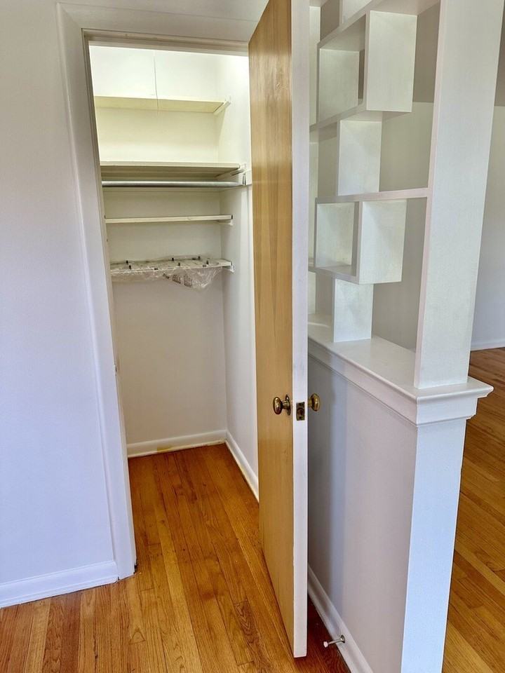 5452 Brummel St - Photo 3 of 30