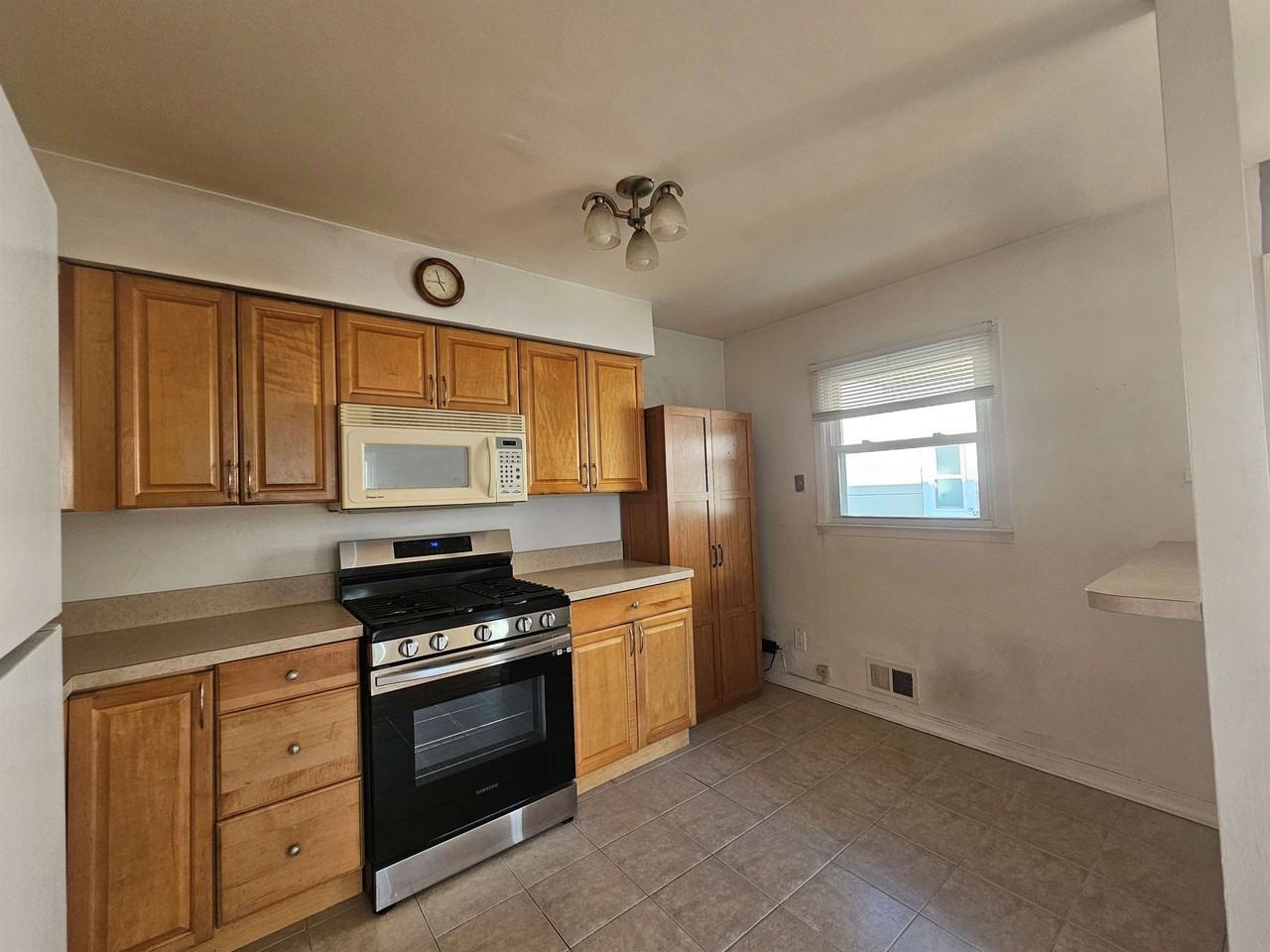 40 Copley St - Photo 3 of 10