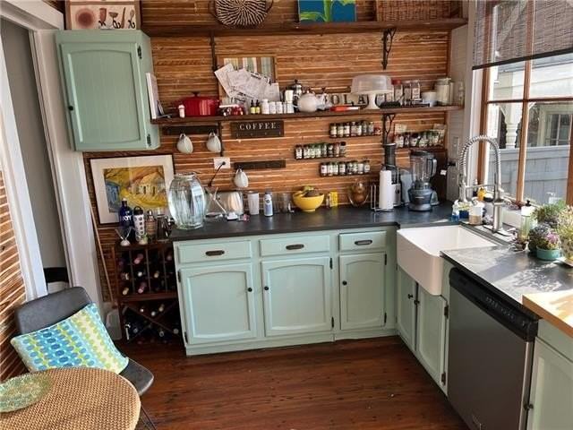 208 Audubon St - Photo 5 of 13